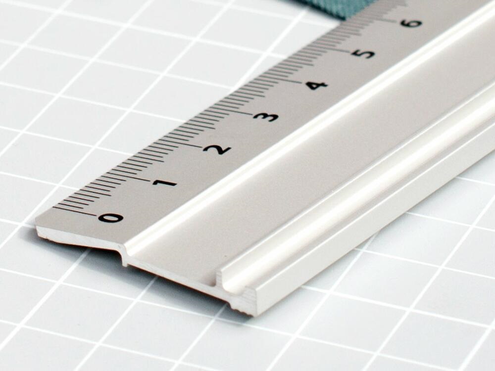 Aluminium-Lineal ohne Stahlkante    30 cm